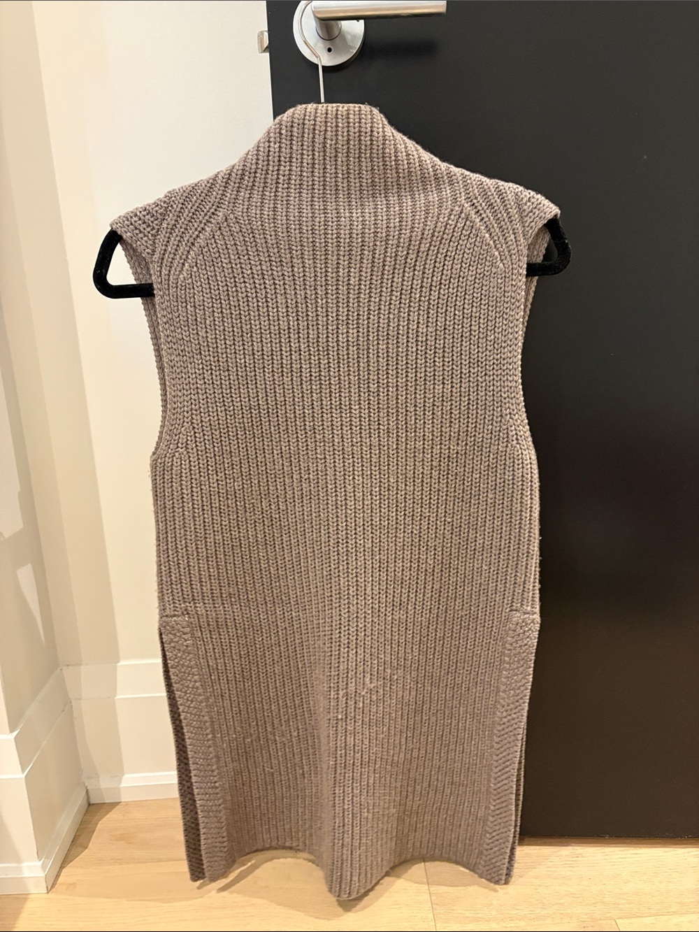 Aritzia Sleeveless Ribbed Knit Long Vest - Taupe